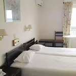 Paradise Hotell 3*