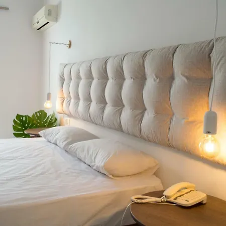 Paradise Hotel