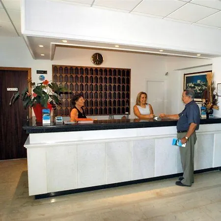 Paradise Hotell