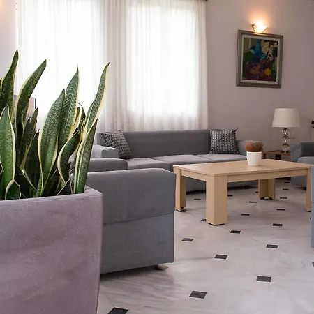 Paradise מלון 3*