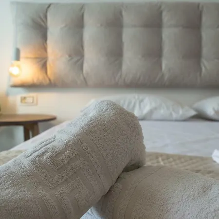 Paradise Hotel 3*