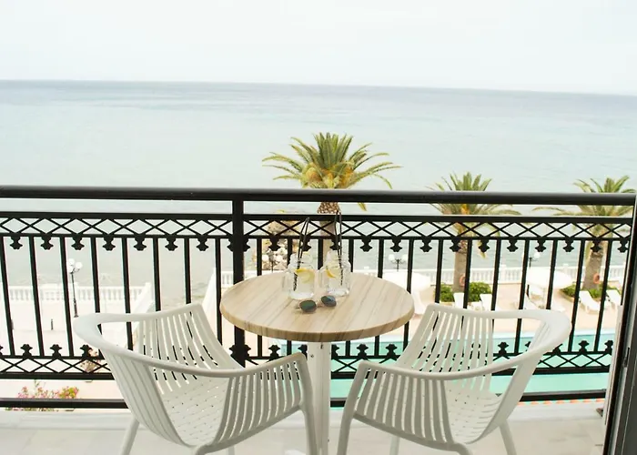 Paradise Hotell Argassi